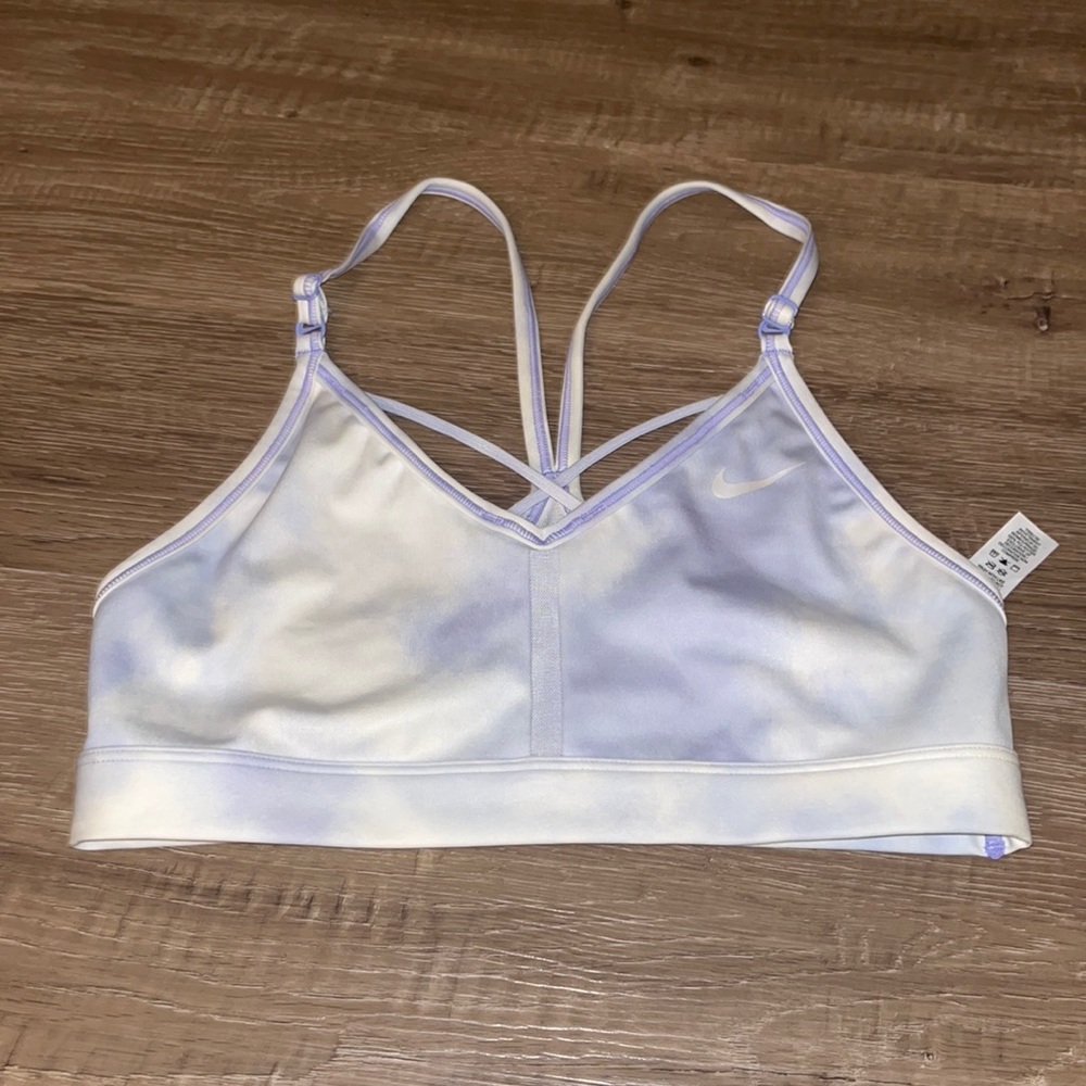 Nike. S. Dri-Fit